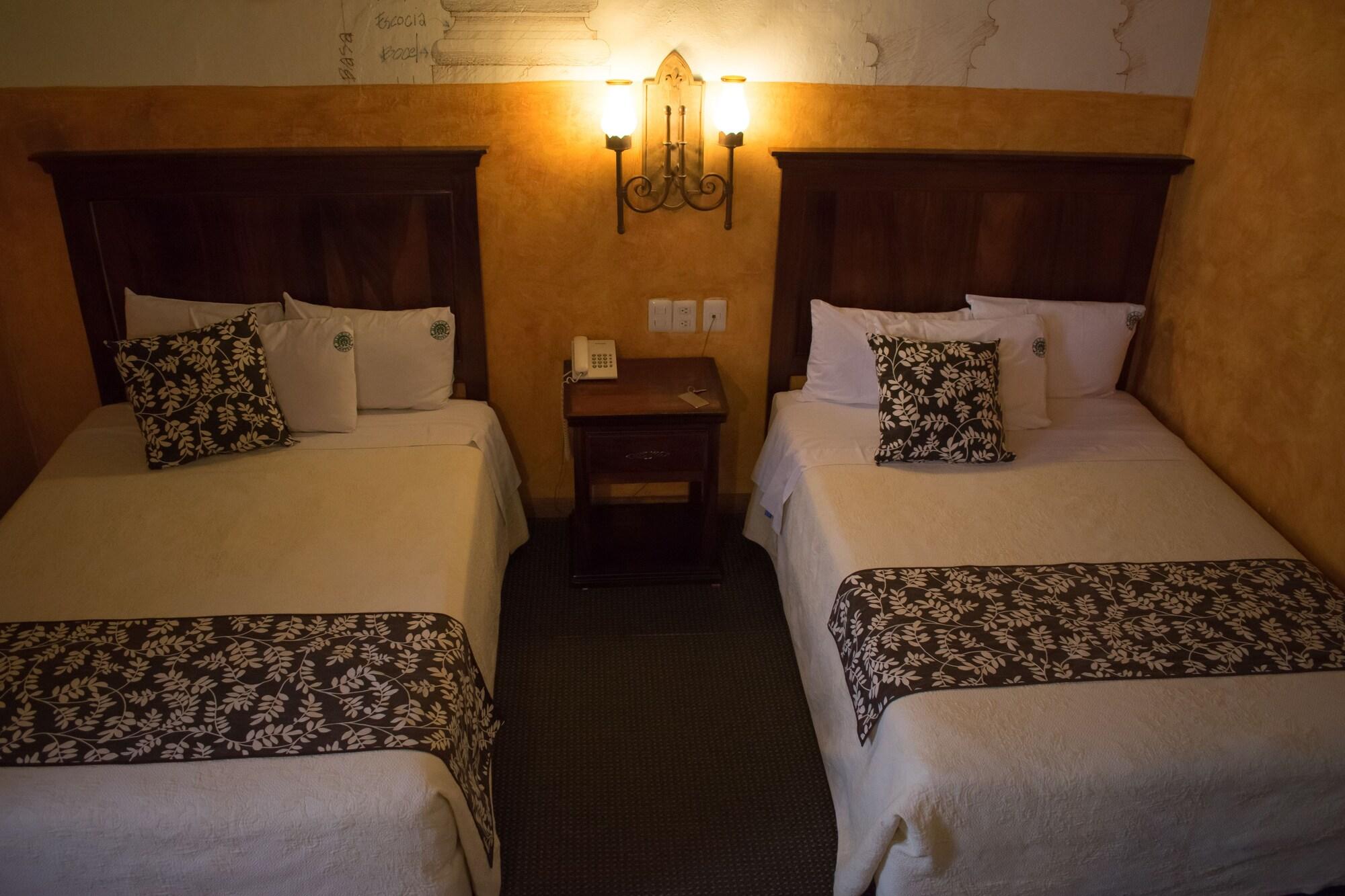 Hotel Historia Μορέλια Εξωτερικό φωτογραφία