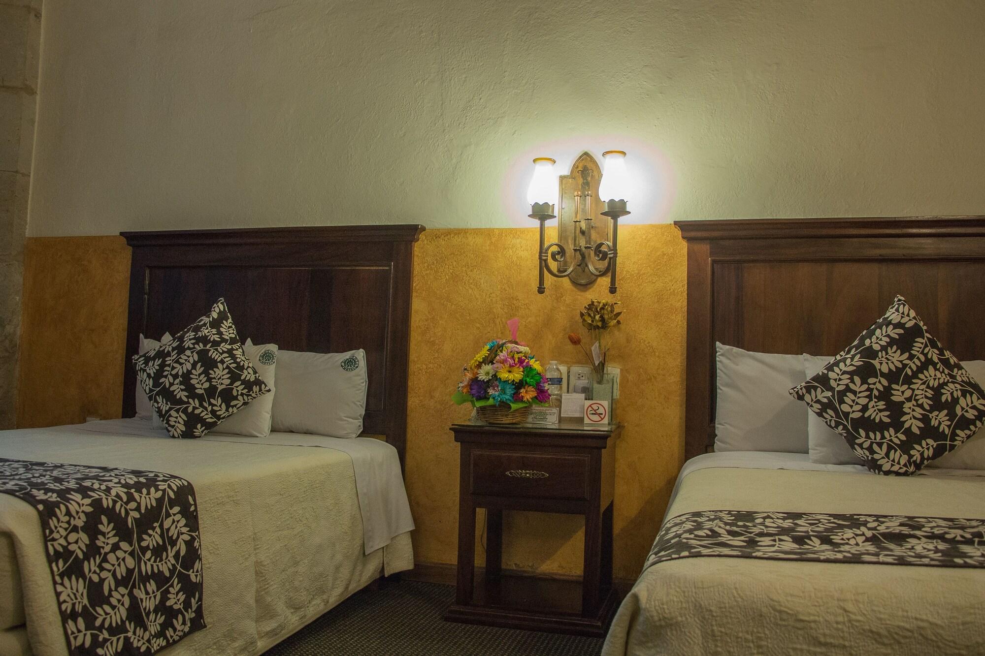 Hotel Historia Μορέλια Εξωτερικό φωτογραφία