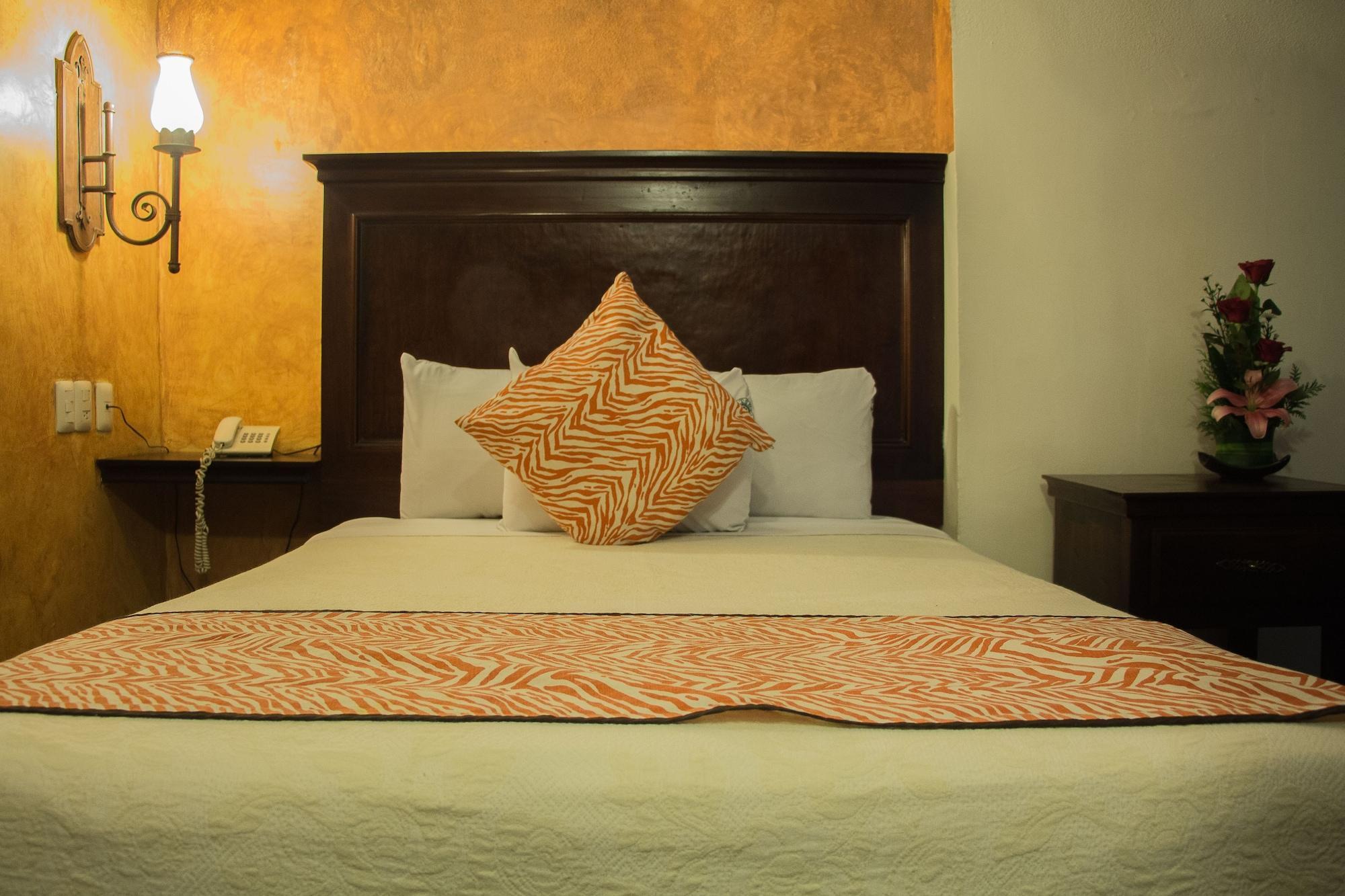 Hotel Historia Μορέλια Εξωτερικό φωτογραφία