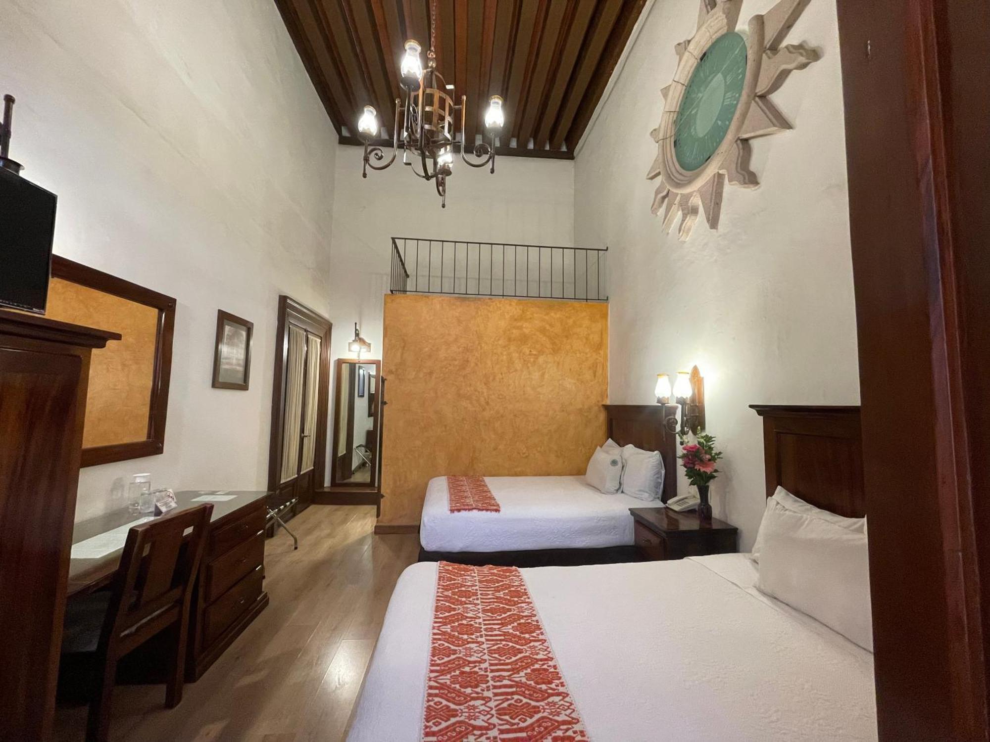 Hotel Historia Μορέλια Εξωτερικό φωτογραφία