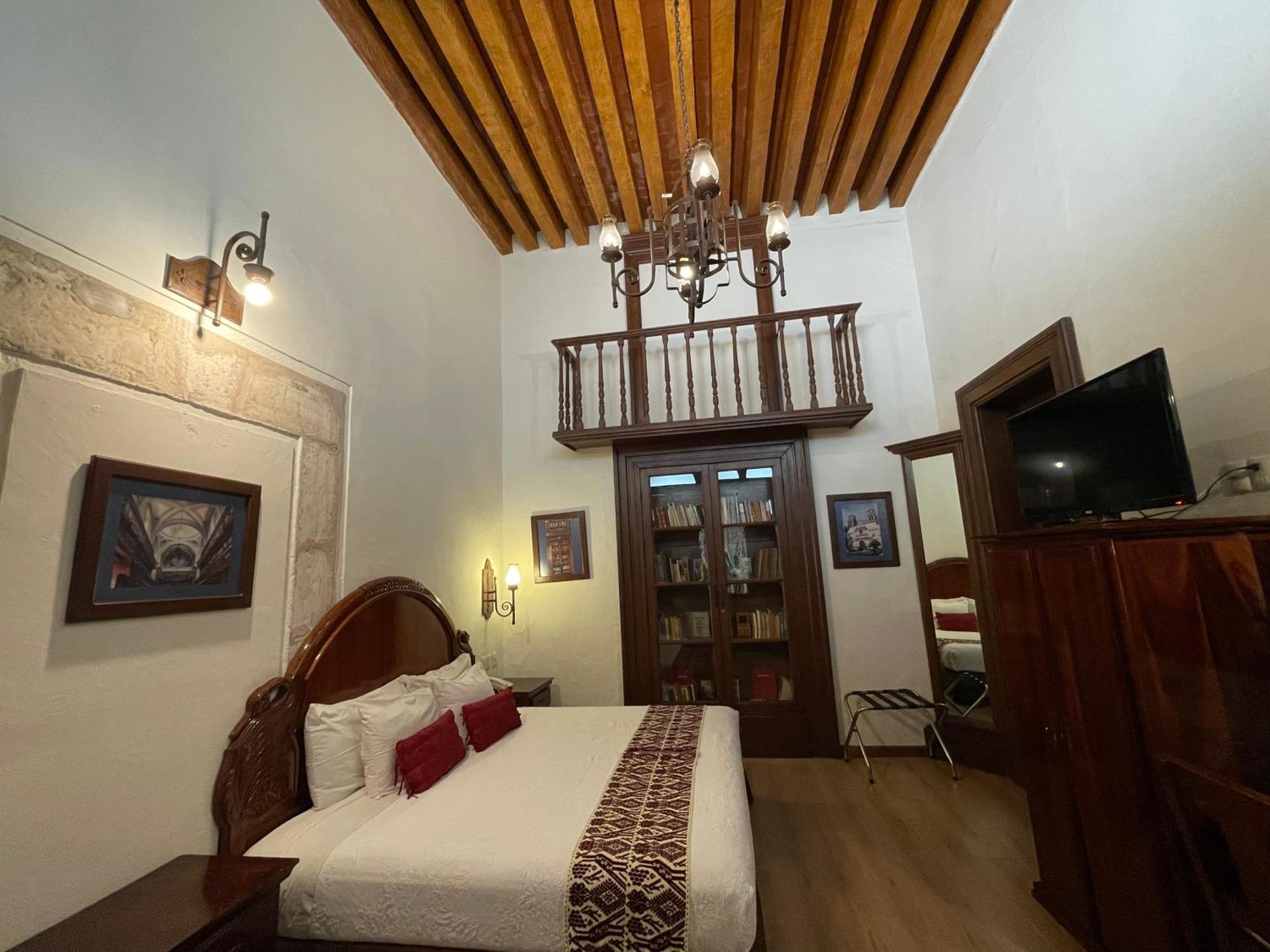 Hotel Historia Μορέλια Εξωτερικό φωτογραφία